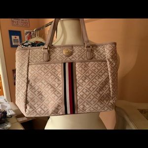 TOMMY HILFIGER  soft clothed handle bag